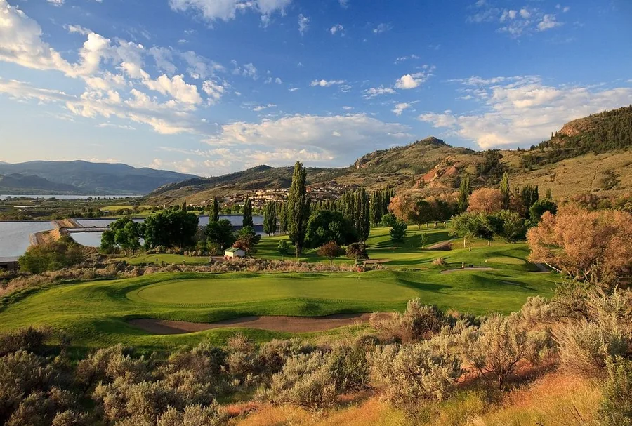 Osoyoos Golf Club — Park Meadows